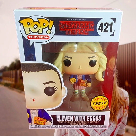 Eleven with eggos chase funko # 421 (nib) - Picture 1 of 7